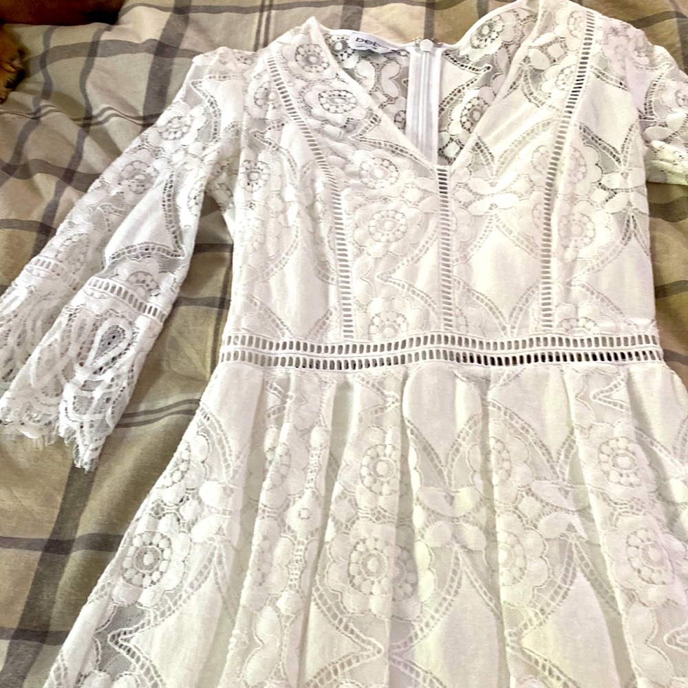 White lace dress